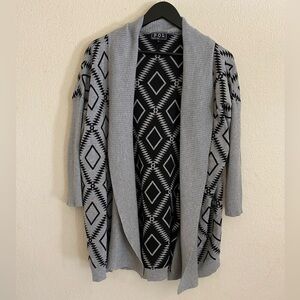 POL Grey and Black Aztec Sweater in Size L